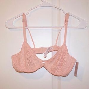 NWT Auden Unlined Molded Lace Bra in light pink, size 34B